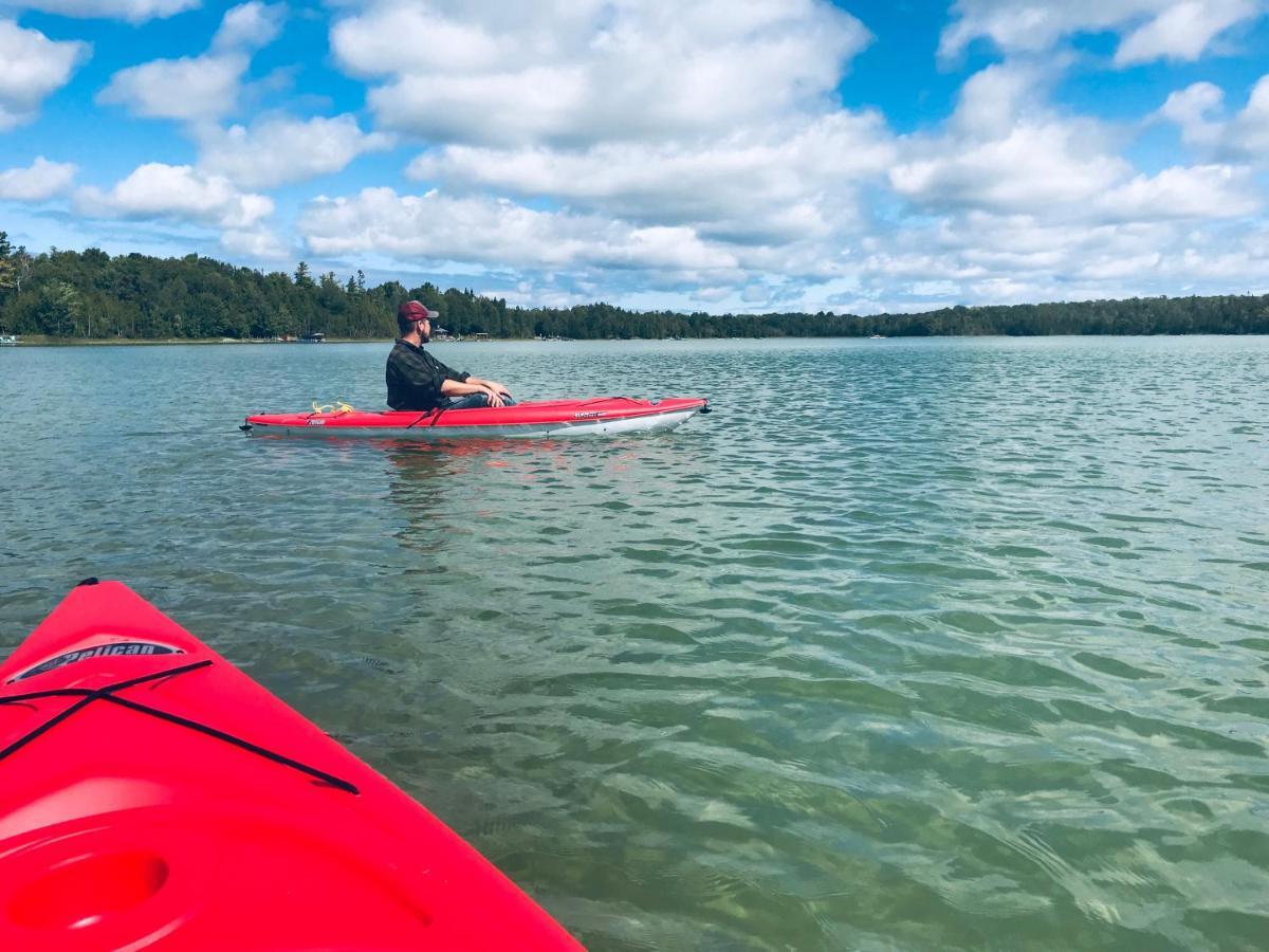 Lakefront Hope Lodge Miller Lake Exteriör bild